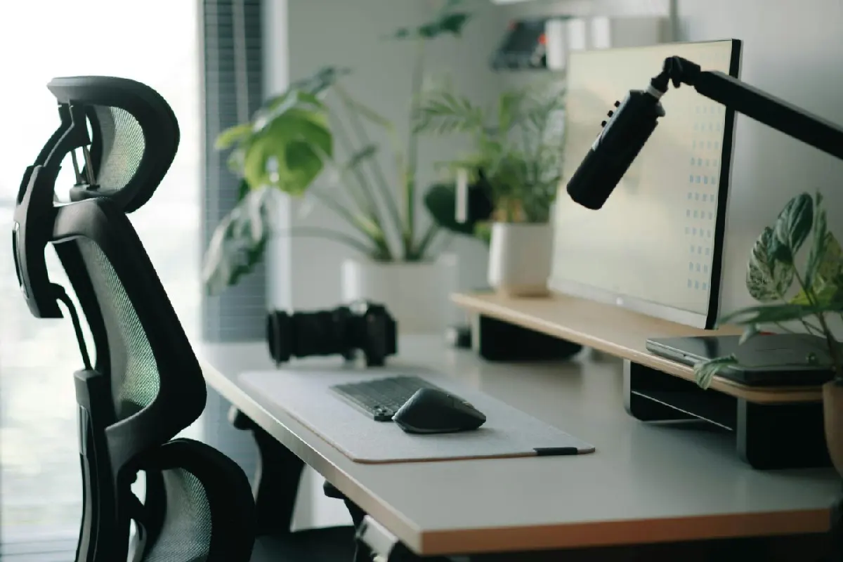 Best Smart Office Setup Ideas for Small Businesses 2026